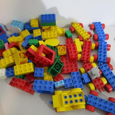 #56 Duplo building blocks
