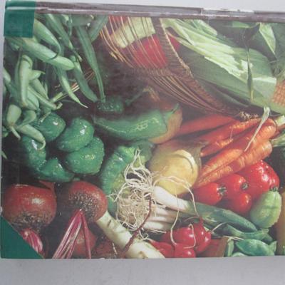 #66 Vintage Gardening books