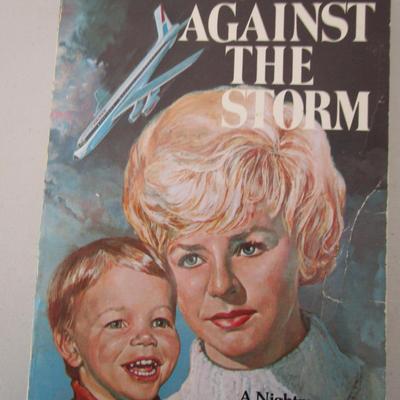 #76 8 Paperback books