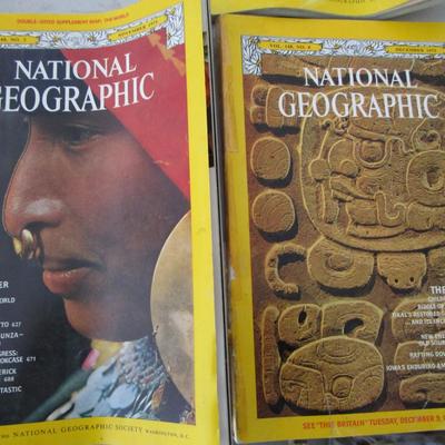 #85 National Geographics 1975 (10)