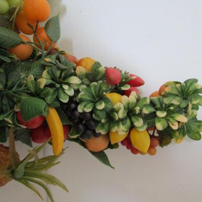 #96 Vintage plastic fruit
