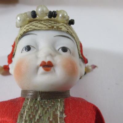 Oriental Asian Ethnic Bisque Character Couple Dolls Set in a Basket 5-51/2" Cute