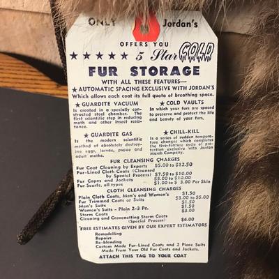 VINTAGE RACCOON PELT