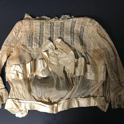 VICTORIAN CLOTHING