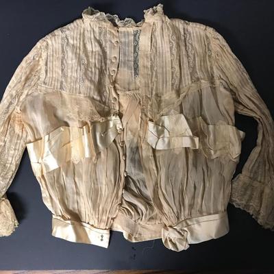 VICTORIAN CLOTHING