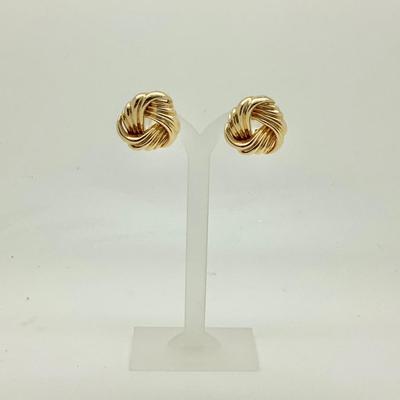 #8279 14K Yellow Gold Knot Earrings