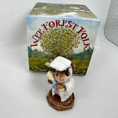  Graduate Mouse  M-058