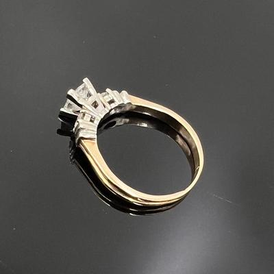 14K YG/WG ~ Princess Cut Diamond Ring ~ Size 11 ~ 3/4 Carat to 1 Carat Center Stone