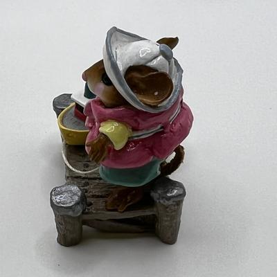 Wee Forest Folk AHOY! M-310 retired Annette Petersen 2004