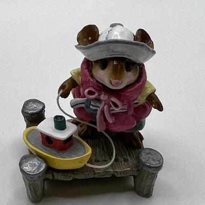 Wee Forest Folk AHOY! M-310 retired Annette Petersen 2004