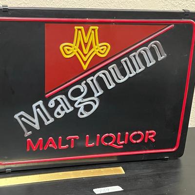 Vintage Magnum Malt Liquor light up sign bar game room decor