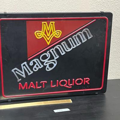 Vintage Magnum Malt Liquor light up sign bar game room decor