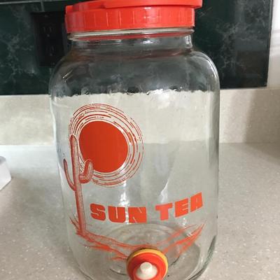 Vintage glass one gallon Sun Tea Jar/ Iced Tea Maker