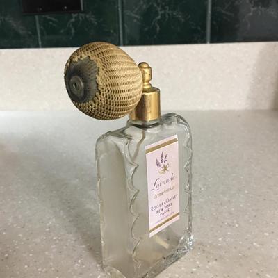 Vintage Roger & Gallet Lavande extra -virile empty perfume bottle bottle with atomizer.