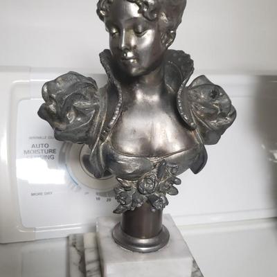 Lovely bronze metal bust of woman