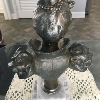 Lovely bronze metal bust of woman