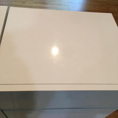 White High gloss night stand or small dresser