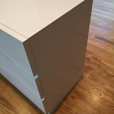 White High gloss night stand or small dresser