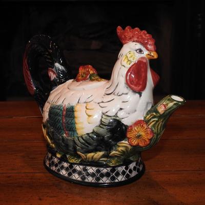Vintage Rooster Tea Pot