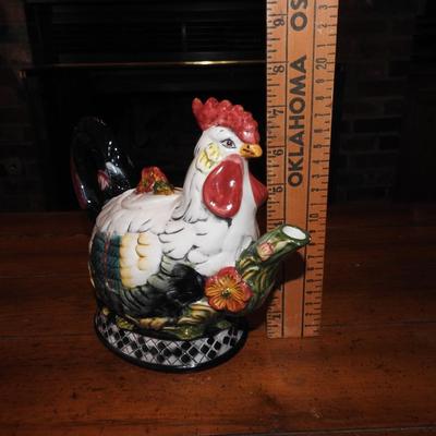 Vintage Rooster Tea Pot