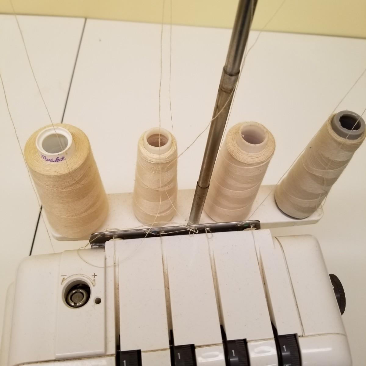 Sears Kenmore Overlock 2/3/4D Sewing Machine (SRJS)