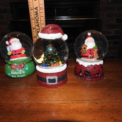 Santa Snowglobes