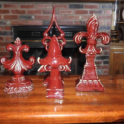 Assortment of fleur de Lis