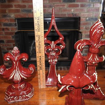 Assortment of fleur de Lis