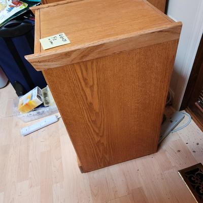 Solid Oak Wood 2 Drawer file Cabinet w keys 16x16x29