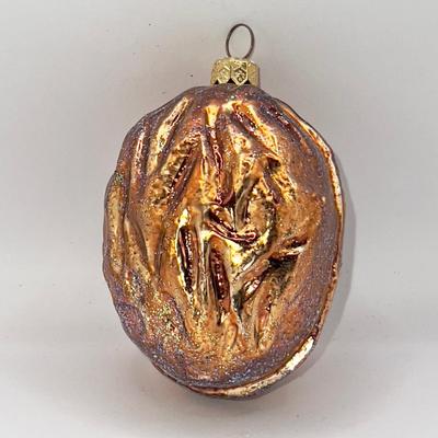 1313 Christopher Radko 1995 Jumbo Limited Edition Walnut Glass Ornament