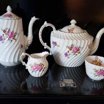 Aynsley  Bone China Tea pot, coffee pot, dessert plate