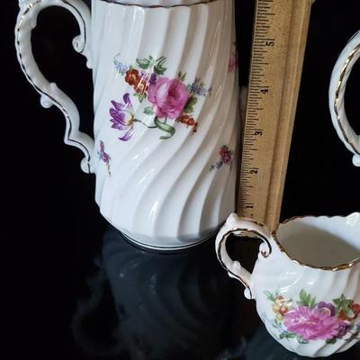 Aynsley  Bone China Tea pot, coffee pot, dessert plate