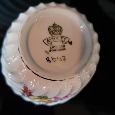 Aynsley  Bone China Tea pot, coffee pot, dessert plate