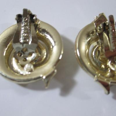 Vintage Lisner Clip Back Earrings 1