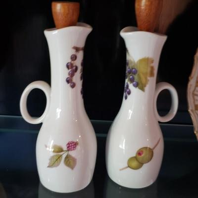 Evesham Oil and vinegar bottles with wood stoppers