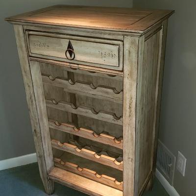 Wine rack with drawer