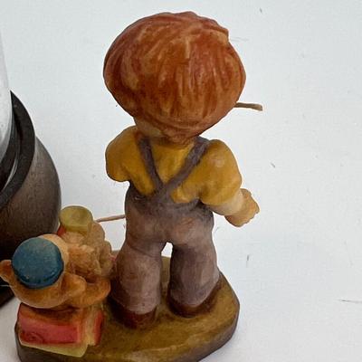 ANRI Mini collectible 1 1/2" in collector dome