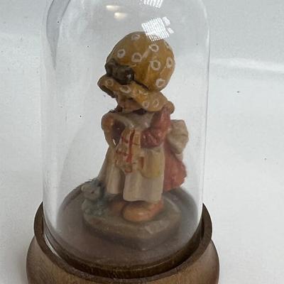 ANRI Mini collectible 1 1/2" in collector dome Helping Mother with Chores