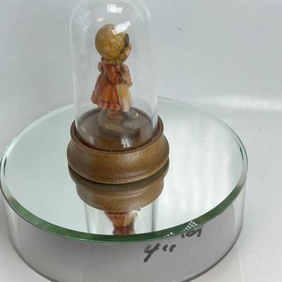 4" round mirror stand