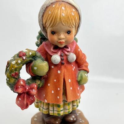 ANRI Italian woodcarving Collectible "Seasons Greeting"
