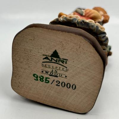 ANRI Italian woodcarving Collectible figurine  "Cherish"