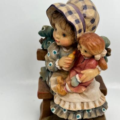 ANRI Italian woodcarving Collectible figurine  "Cherish"