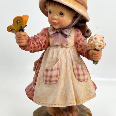 ANRI Italian woodcarving Collectible figurine  "Summer Beauty"