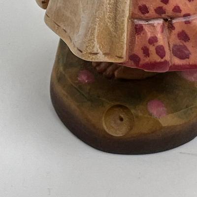 ANRI Italian woodcarving Collectible figurine  "Summer Beauty"