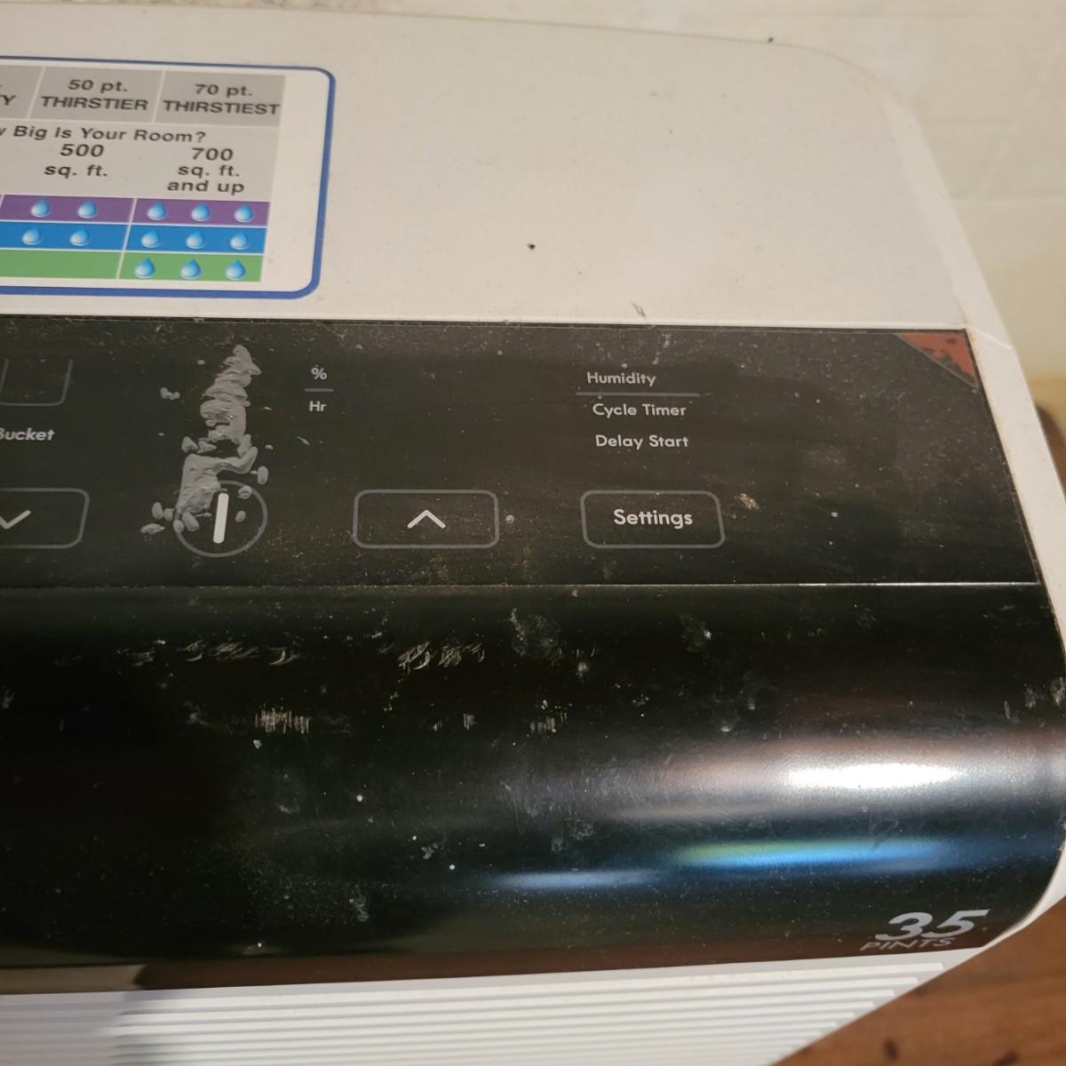 Kenmore 35 Pint Dehumidifier Model 251.55530510 (BLDW