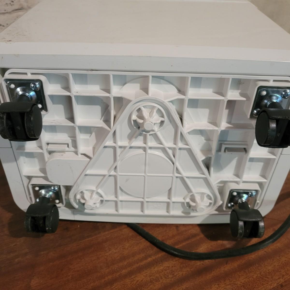 Kenmore 35 Pint Dehumidifier Model 251.55530510 (BLDW