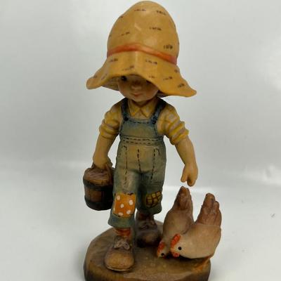 ANRI Italian woodcarving Collectible figurine  "Morning Chores"