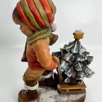 ANRI Italian woodcarving Collectible figurine "Season's Joy"