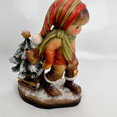 ANRI Italian woodcarving Collectible figurine "Season's Joy"