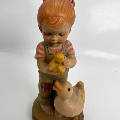Anri Italian Wood Carving  Collectible figurine "Watchful Eye"
